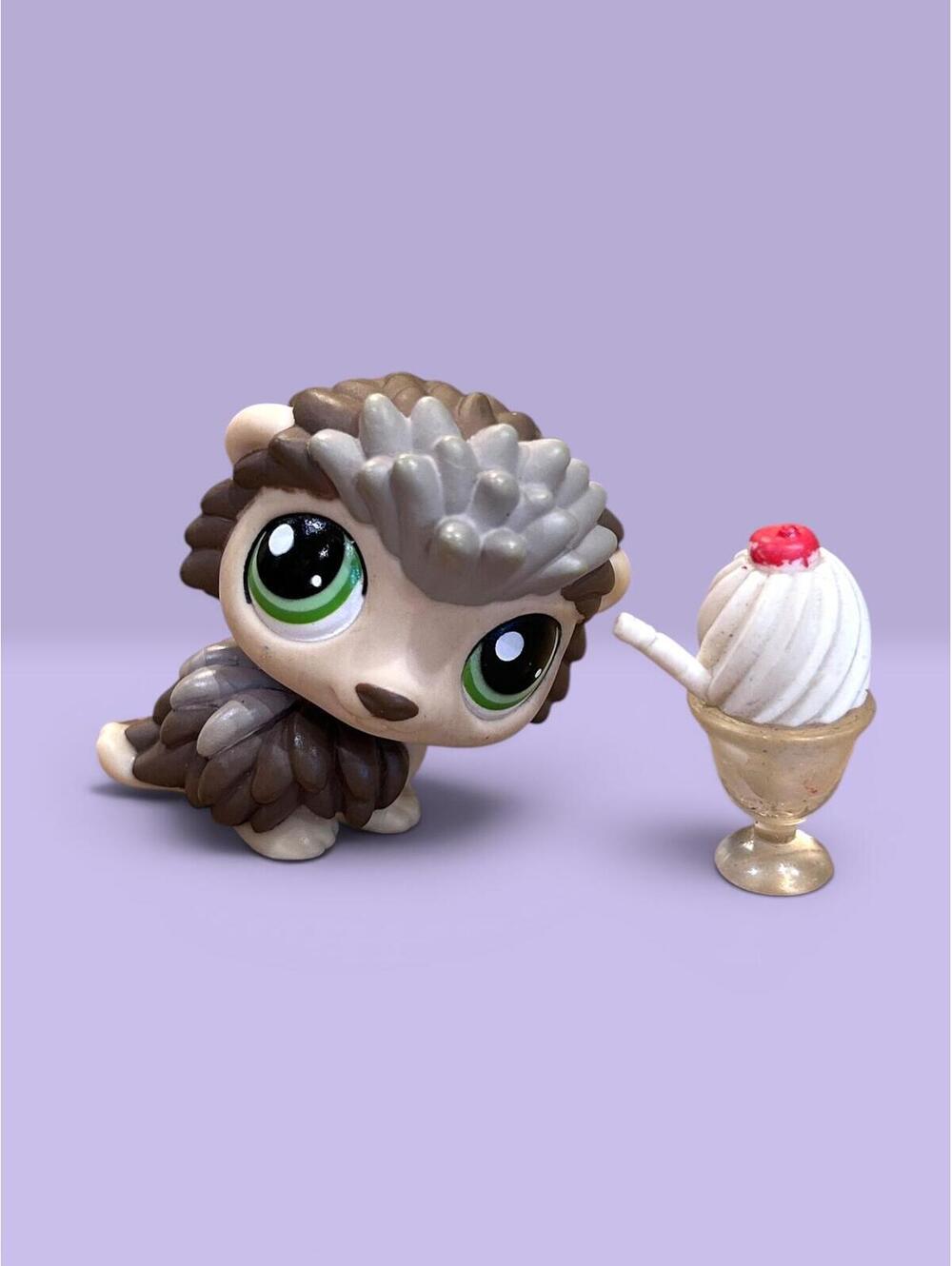 Littlest Pet Shop LPS Porcupine #1321 with Accessory